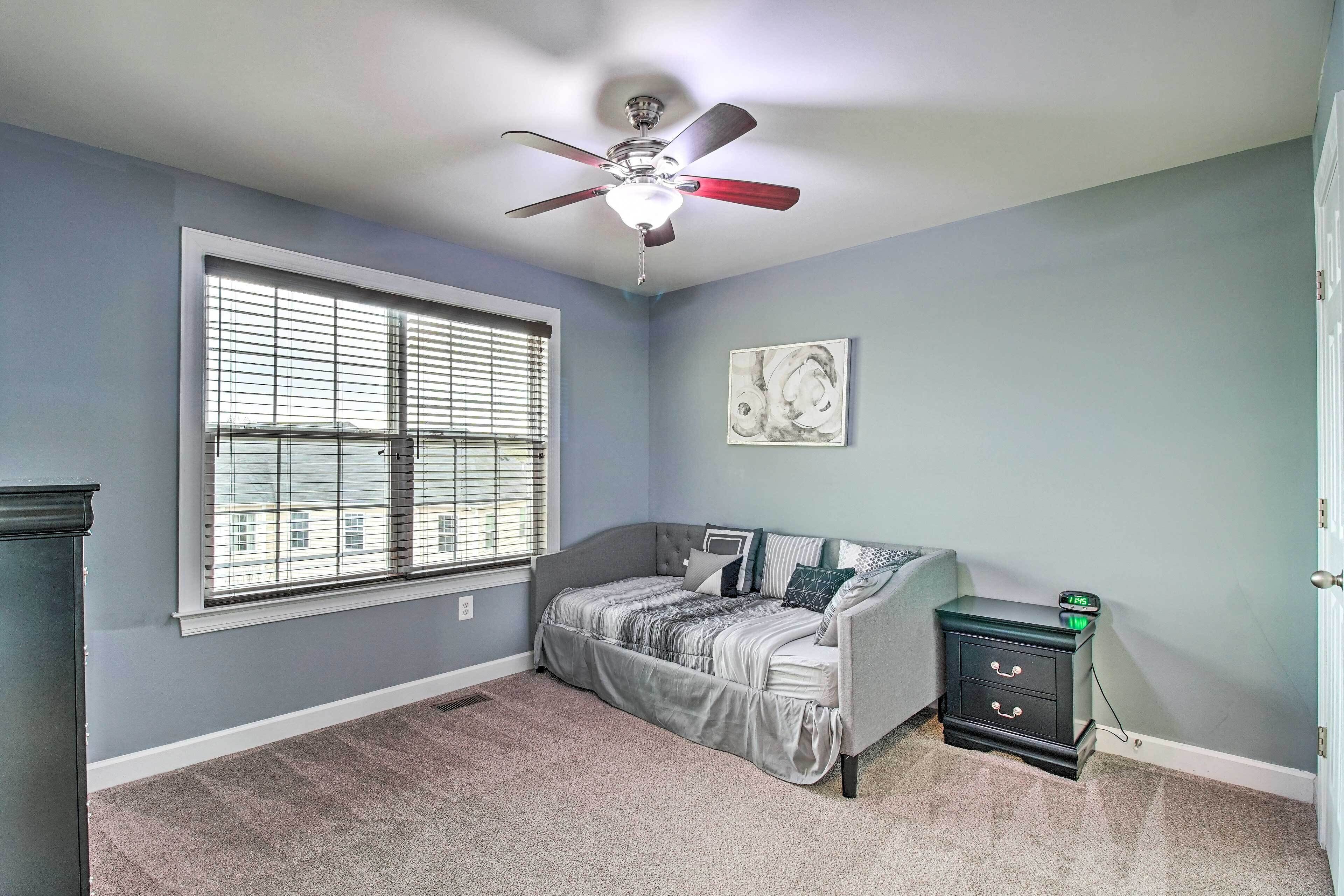 House (5 Bedrooms) | Interior