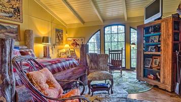 Rumah (4 Bedrooms) | Interior