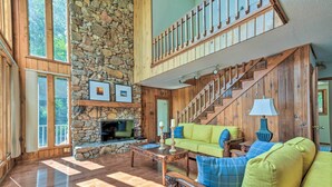 Rumah (5 Bedrooms) | Interior