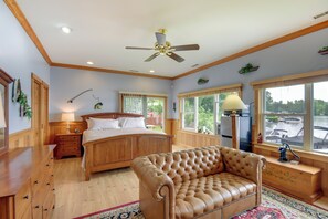 Interior - Scenic Little Ossipee Lake Retreat w/ Grill! (East Waterboro)