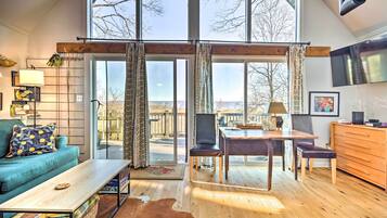 House (1 Bedroom) | Interior