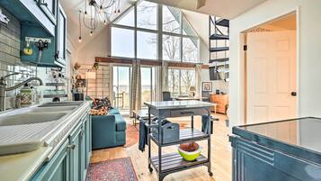 House (1 Bedroom) | Interior