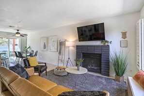 House (3 Bedrooms) | Interior - Pool Access: Palm Desert Vacation Rental! (Palm Desert)