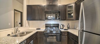 Spacious El Paso Apt, 6 Mi to Downtown!