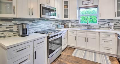 1 Mi to Pompano Beach: Vacation Rental w/ Pool!