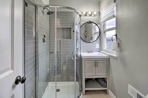 House (1 Bedroom) | Interior - Sunny Front Royal Vacation Rental w/ Hot Tub! (Front Royal)
