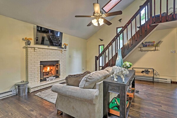 House (3 Bedrooms) | Front of property - 15 Mi to Camelback Ski Resort: Home w/ Deck! (Tobyhanna)