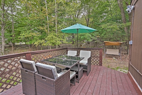 House (3 Bedrooms) | Interior. 15 Mi to Camelback Ski Resort: Home w/ Deck!