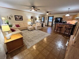 House (1 Bedroom) | Interior