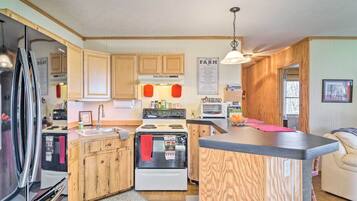 House (1 Bedroom) | Interior