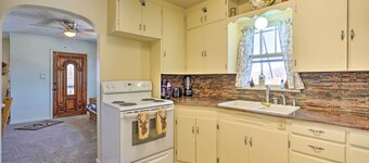 14 Mi to Royal Gorge: Dog-friendly Cañon City Home