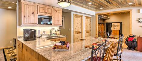 Apartment (1 Bedroom) | Interior