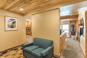 Apartment (1 Bedroom) | Interior - Cozy Buena Vista Apartment < 4 Mi to Main Street! (Buena Vista)