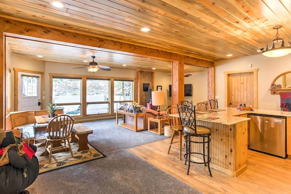 Apartment (1 Bedroom) | Interior