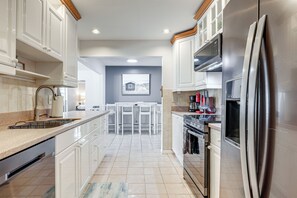 House (3 Bedrooms) | Interior - Pool, Game Room & Fire Table: Stuart Oasis (Stuart)