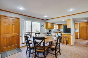 Cottage (3 Bedrooms) | Nội thất