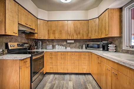 House (2 Bedrooms) | Interior