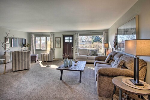Cozy Choteau Home w/ Fire Pit, Grill, Yard!