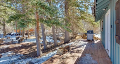 Colorado Mountain Retreat on Cucharas River!