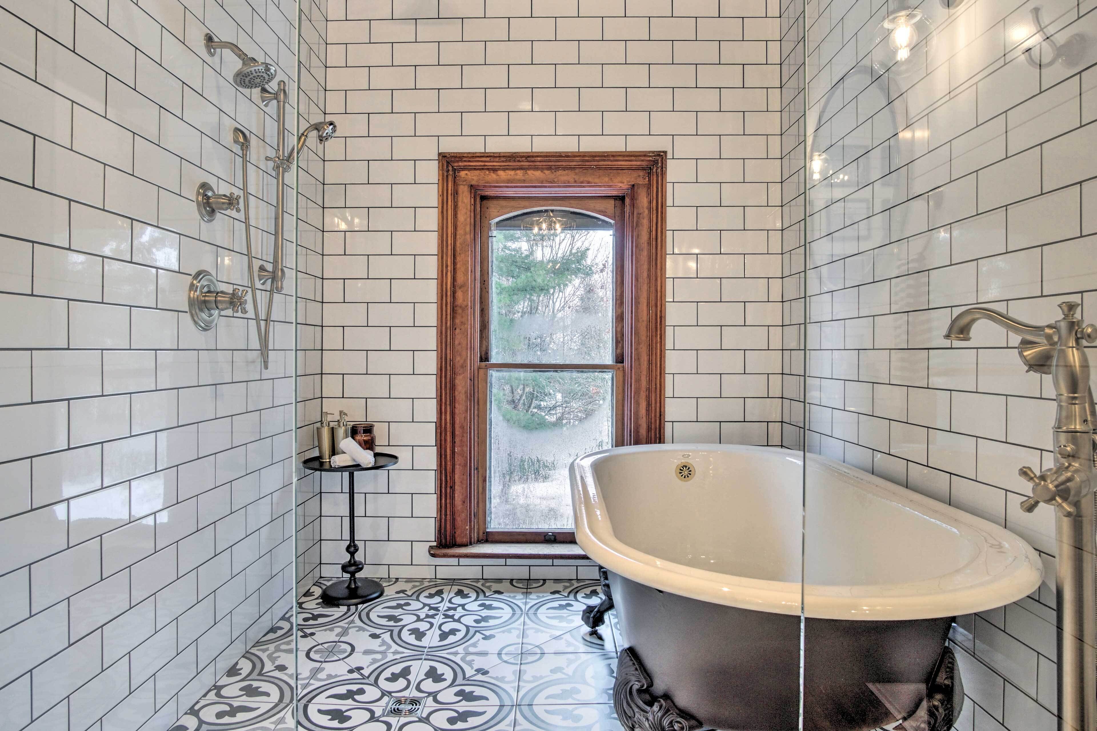 House (3 Bedrooms) | Bathroom