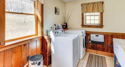 3 Mi to Blue Marsh Lake: Spacious Home w/ Deck