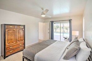 Interior - Breezy Cape Coral Oasis, Covered Lanai & BBQ (Cape Coral)