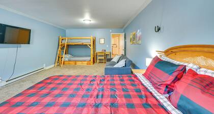 Private Hot Tub & Mtn Views: Garden Valley Apt!