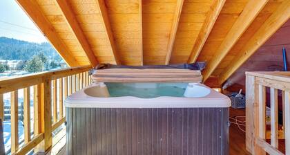 Private Hot Tub & Mtn Views: Garden Valley Apt!