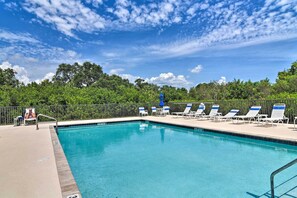 Outdoor pool - Classy River Strand Condo w/ Country Club Access! (Bradenton)