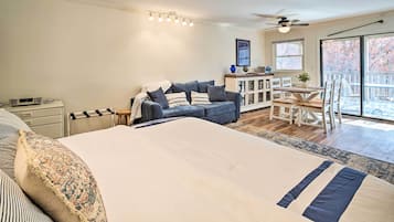 Apartment (0 Bedroom) | Interior