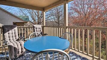 Apartment (0 Bedroom) | Bahagian dalam