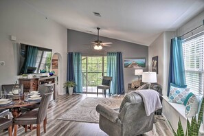 Apartment (2 Bedrooms) | Front of property