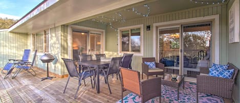 Apartment (3 Bedrooms) | Front of property