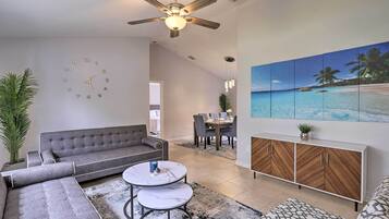 House (3 Bedrooms) | Front of property