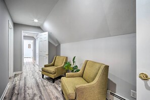 House (4 Bedrooms) | Interior - Spacious Home Near Bromley Mountain Ski Resort! (Manchester Center)