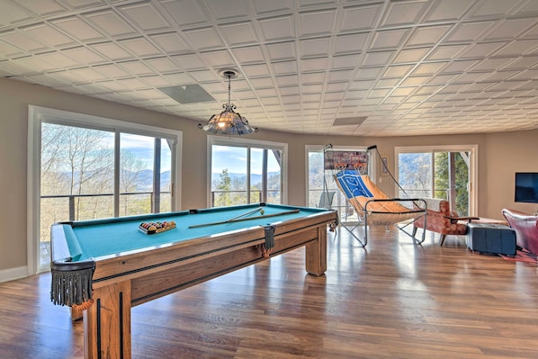 House (4 Bedrooms) | Interior - Scenic Pet-friendly House w/ Private Hot Tub! (Waynesville)