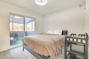 House (3 Bedrooms) | Interior - < 7 Mi to Slopes: Inviting Pocono Mtn Retreat! (Albrightsville)