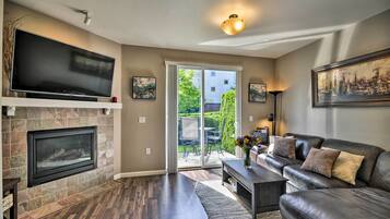 Apartment (2 Bedrooms) | Front of property