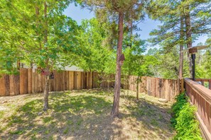 House (3 Bedrooms) | Interior - Deck & Hot Tub: 'bear Country Cabin' in Ruidoso (Ruidoso)