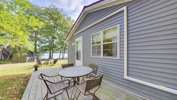 Cottage (2 Bedrooms) | Interior