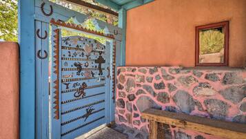 Apartment (0 Bedroom) | Interior