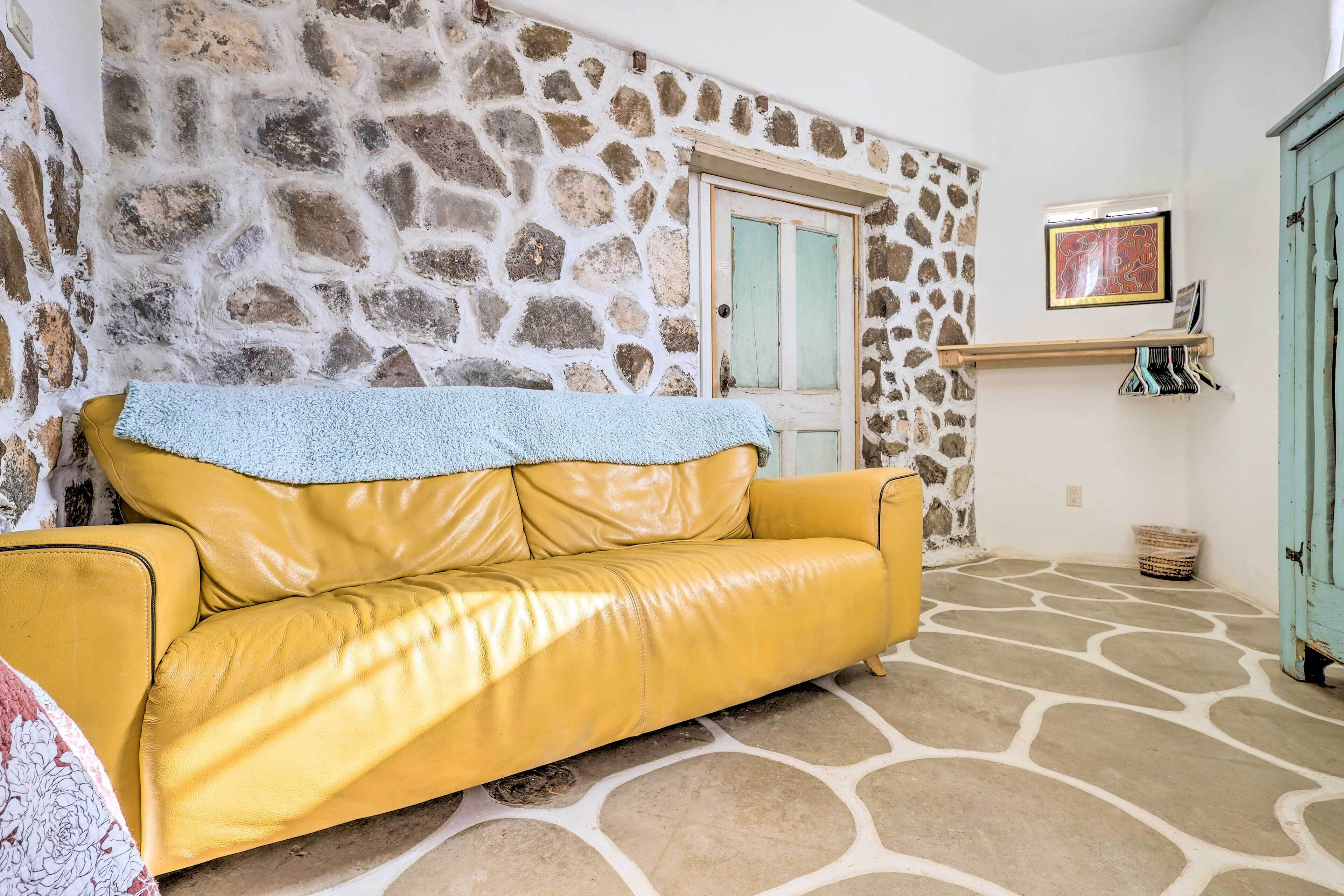 Apartment (0 Bedroom) | Interior