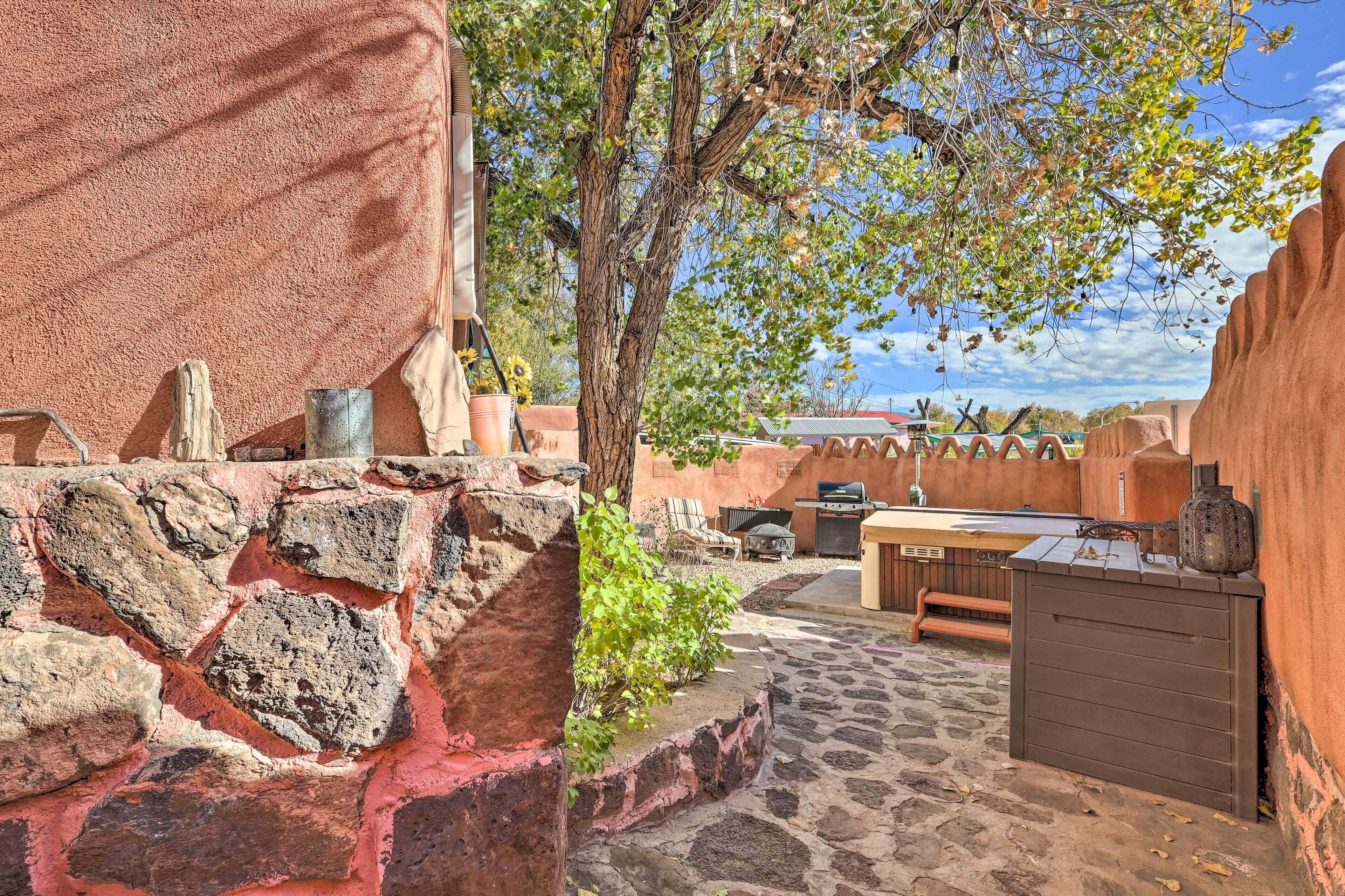 Apartment (0 Bedroom) | Interior