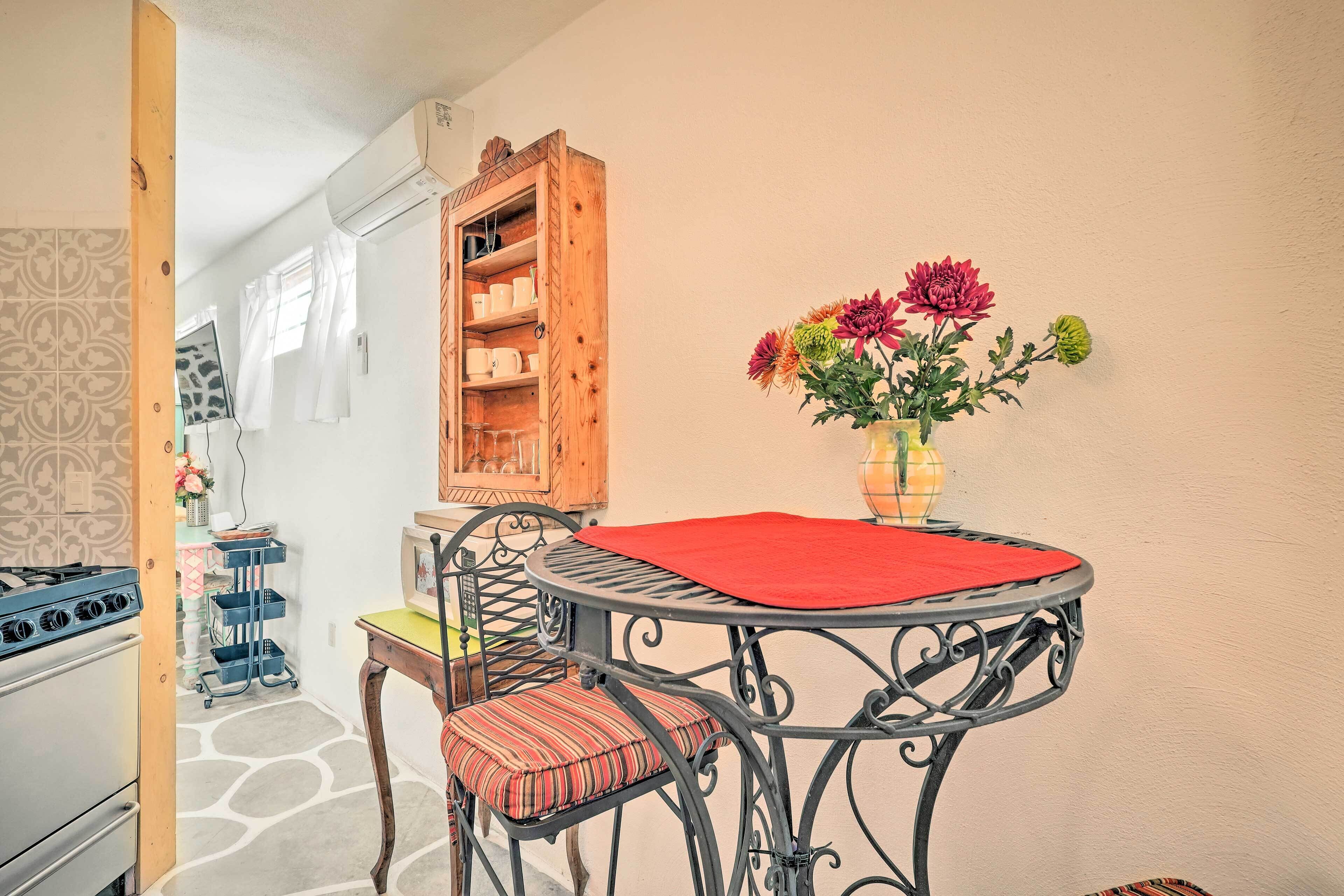 Apartment (0 Bedroom) | Interior