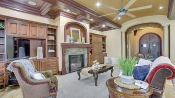 Villa (5 Bedrooms) | Interior