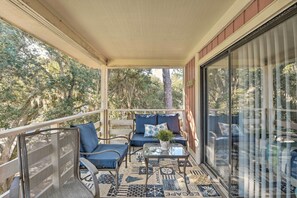 Apartment (2 Bedrooms) | Interior - 2 Pools + Hot Tub: Hilton Head Island Condo! (Hilton Head Island)