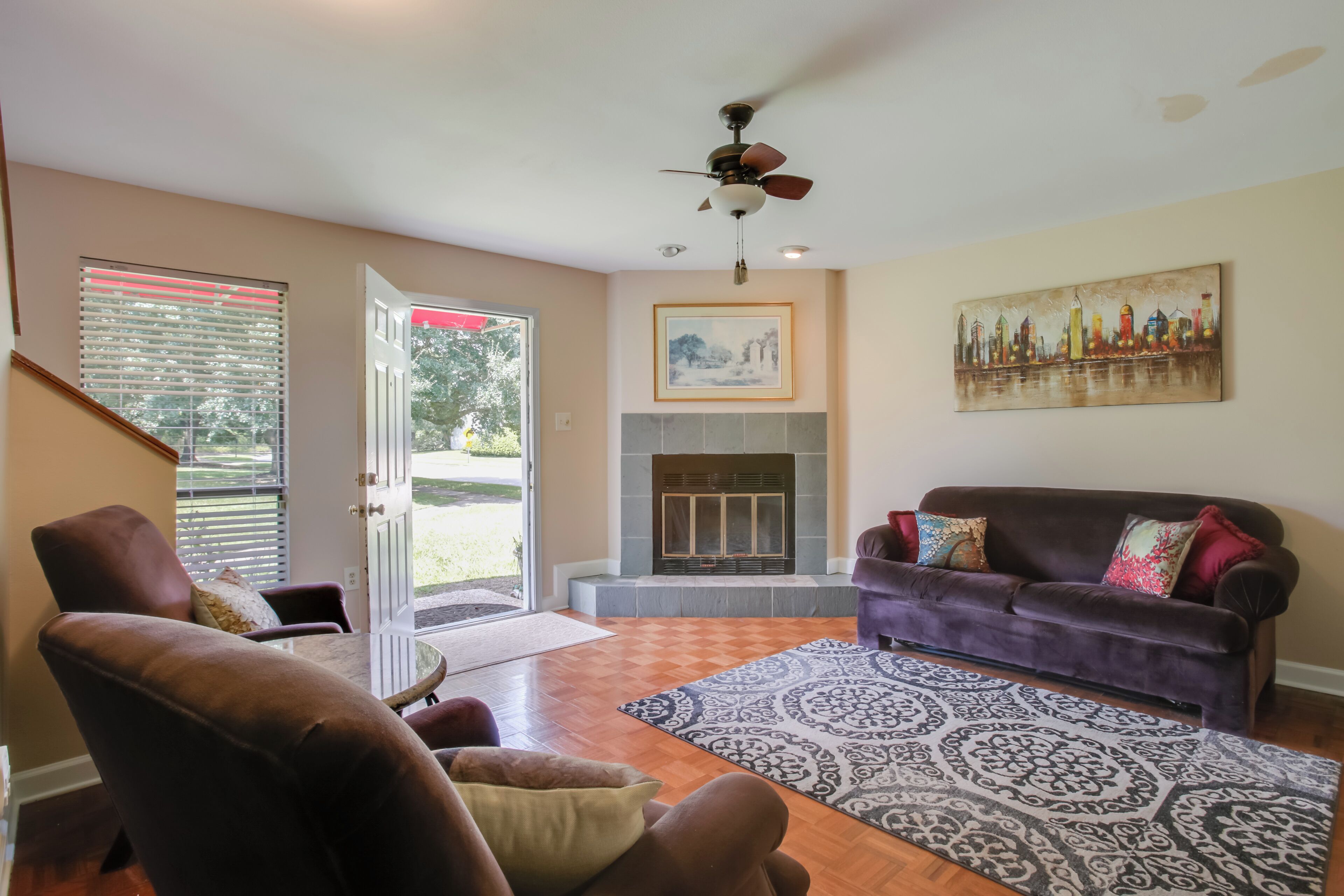 Apartment (2 Bedrooms) | Living area | Flat-screen TV, iPod dock