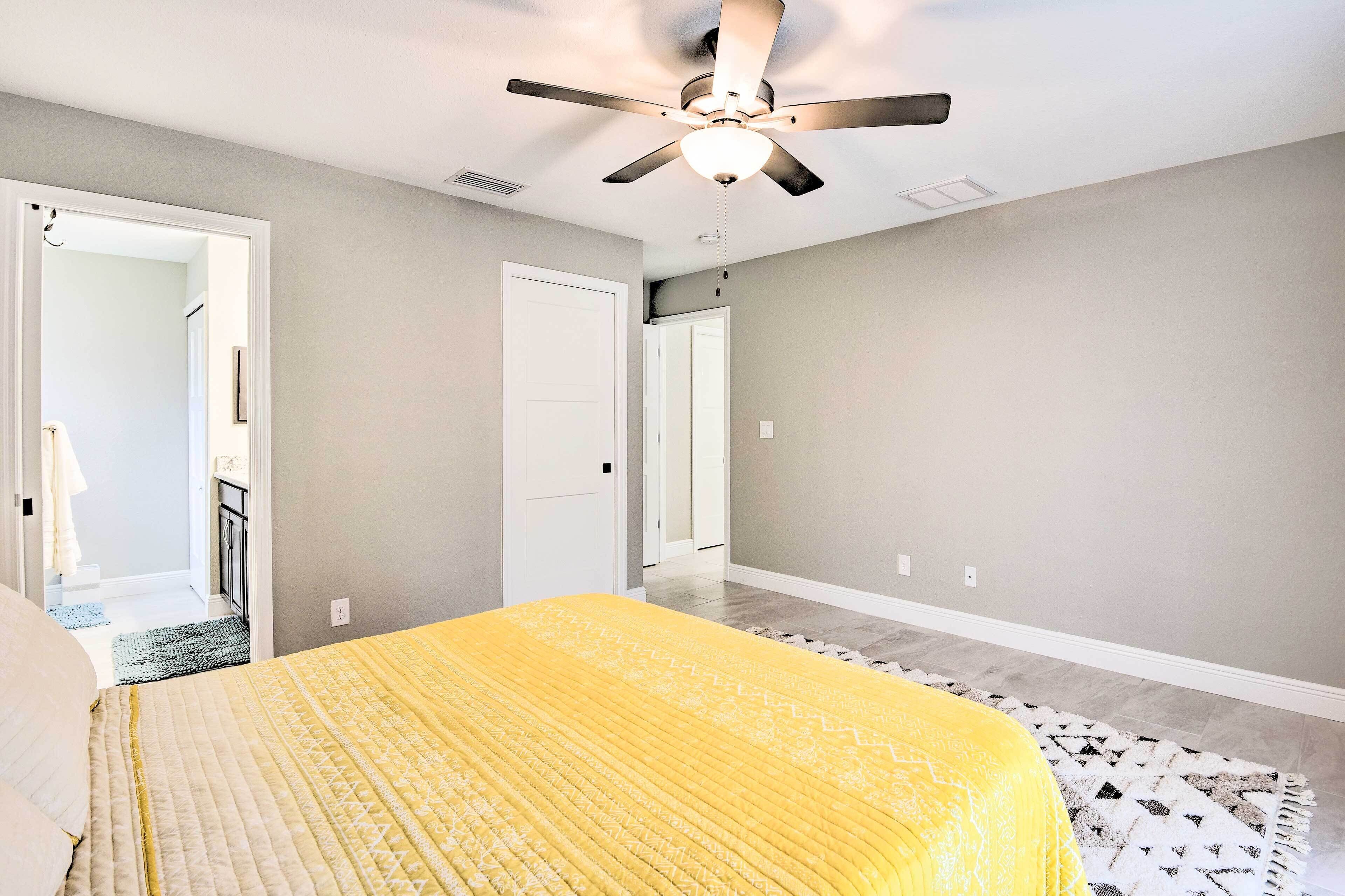 House (3 Bedrooms) | Interior