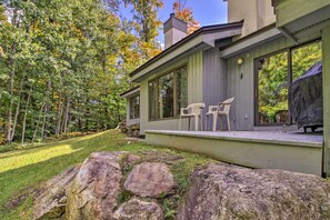 Interior - Killington Condo w/ Spa ~ 3 Miles to Ski Resort! (Killington)