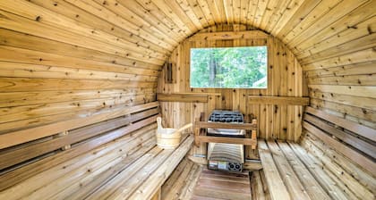 Gold Bar Cabin on Skykomish River: Heated Swim Spa